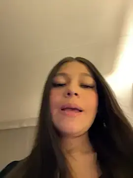 Stripchat Watch Live Sex Cams of Alyshanon18