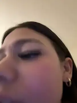 Stripchat Live Porn of Alyshanon18