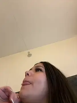 Stripchat Best live sex cam show of Alyshanon18
