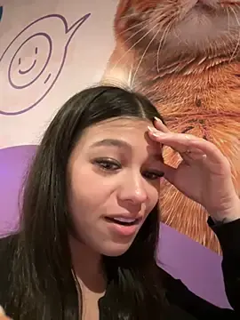 Stripchat Free Porn Cam of Alyshanon18
