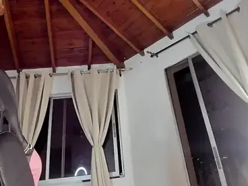 Stripchat Free Live Porn of IsaFontanna
