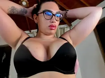 Stripchat Free Live Porn of IsaFontanna