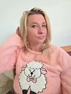 Stripchat Adult Webcam of KaylinJan