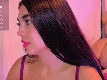 Stripchat Live Sex Cam of VALENBLOOM_TAY