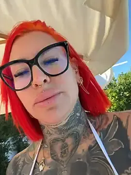 Stripchat Live Sex Cam of CatCoxx