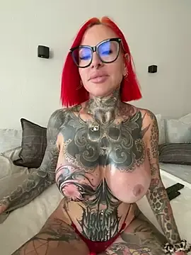 Stripchat Watch Live Sex Cams of CatCoxx