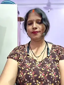 Stripchat Live Sex Cam of Simran_bhabhi0