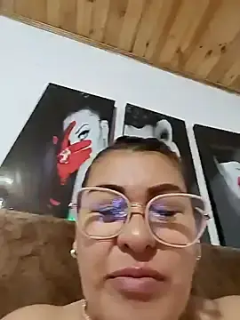 Stripchat Watch Live Sex Cams of AlexxiaaMat