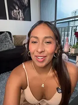 Stripchat Adult Webcam of AmelyaMann