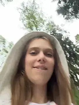 Stripchat Sex Cam of CutieShy