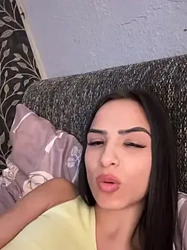 Stripchat Free Porn Cam of Evelin199