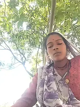 Stripchat Live Sex Cam of Co_punam