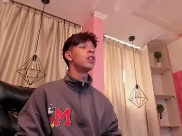 Stripchat Watch Live Sex Cams of Ethan_qop
