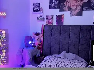 Stripchat Free Live Porn of Helldy_666