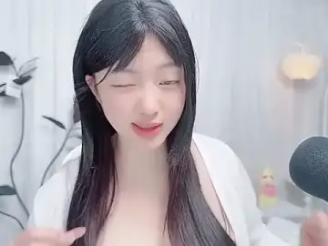 Stripchat Live Sex Cam of Winnie666999