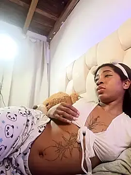 Stripchat Adult Webcam of Zaira_Rose_