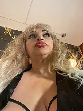 Stripchat Free Porn Cam of scarlett_sexx69