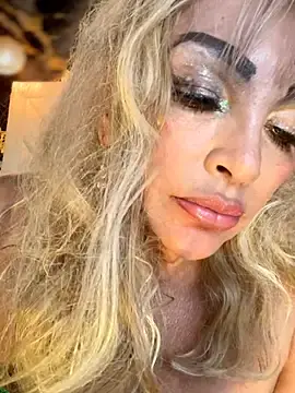 Stripchat Free Porn Cam of scarlett_sexx69