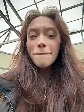 Stripchat Watch Live Sex Cams of CityLynx