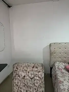 Stripchat Live Sex Cam of RickyEbony