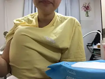 Stripchat Sex Cam of hypekittyboy