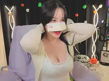 Stripchat Free Porn Cam of 2hyun__KOREA