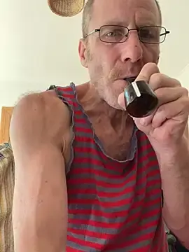 Stripchat Sex Cam of Greg0ri73