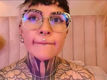 Stripchat Free Live Porn of Luana_fiore