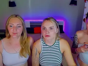 Stripchat Live Sex of MagicEyess