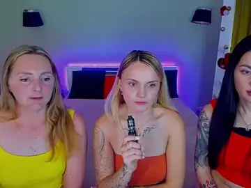 Stripchat Live Porn of MagicEyess
