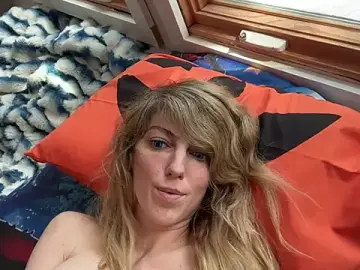 Stripchat Watch Live Sex Cams of CelestialRuby
