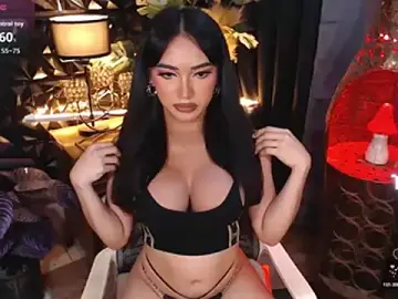 Stripchat Adult Webcam of EnticingKendra