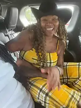 Stripchat Adult Webcam of HaloRodeoLover2