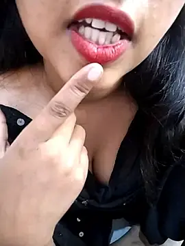 Stripchat Adult Webcam of Sexy_Divya__
