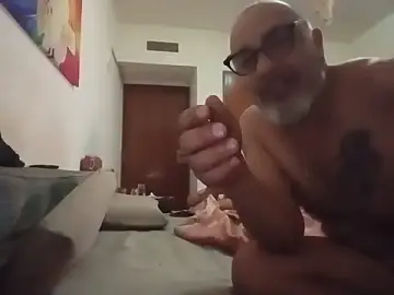 Stripchat Live Sex Cam of Toby2712