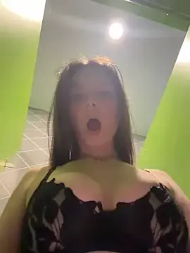Stripchat Adult Webcams of Ttixmila