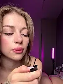 Stripchat Watch Live Sex Cams of LeilaFloraX