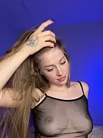 Stripchat Free Porn Cam of LeilaFloraX