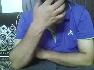 Stripchat Live Sex Cam of lucknowguy