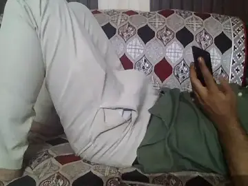 Stripchat Live Sex Cam of lucknowguy