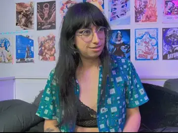 Stripchat Free Live Porn of snowblack_