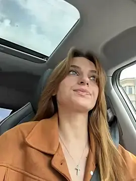 Stripchat Free Porn Cam of -AngelAri-