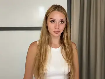 Stripchat Live Sex of AngilaElvey