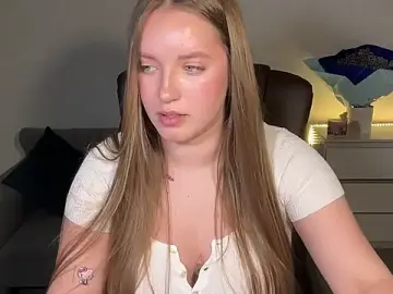 Stripchat Live Sex Cam of EvaMaddison
