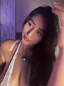 Stripchat Adult Video Chat of Valentinne_z