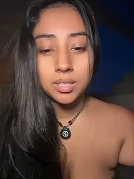 Stripchat Nude Webcam of Valentinne_z