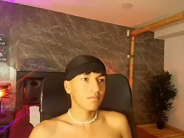 Stripchat Free Live Porn of alex_santoss