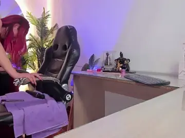 Stripchat Best live sex cam show of lexietaylor