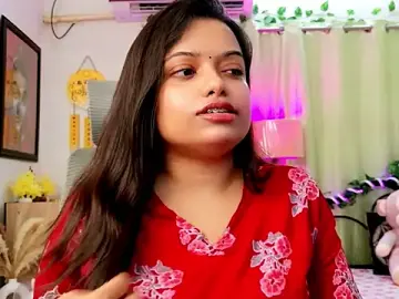 Stripchat Sex Cam of thyAanvi