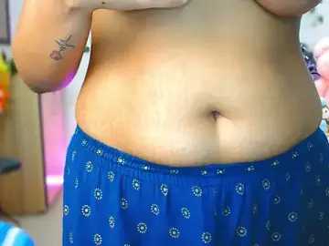 Stripchat Free Porn Cam of thyAnvi